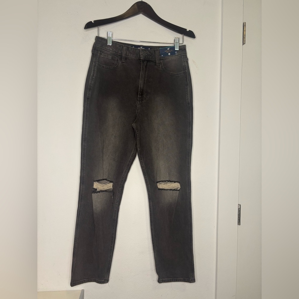 HOLLISTER NWT DARK GREY ULTRA HIGH RISE MOM JEANS SZ 28